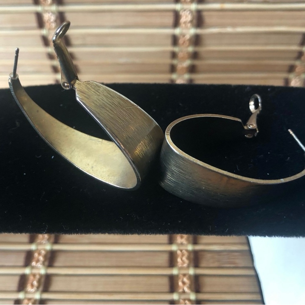 Vintage Triangular Silver Earrings, For Pierced E… - image 4